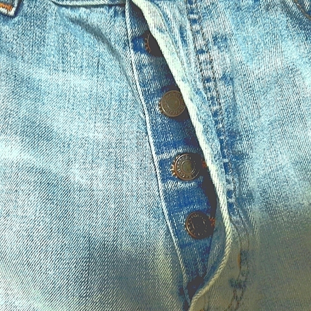 Abercrombie & Fitch Vintage Denim Shorts Distressed Raw Edges Button fly - Picture 6 of 14